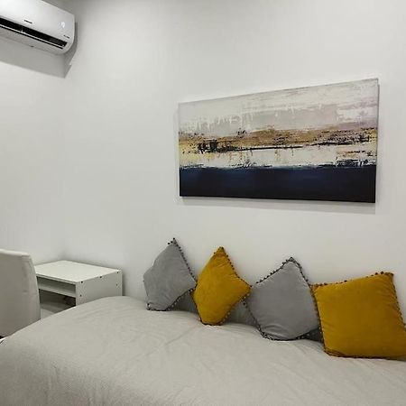 Casa Da Praia Da Poca - Apartamento Lirio Estoril Eksteriør bilde