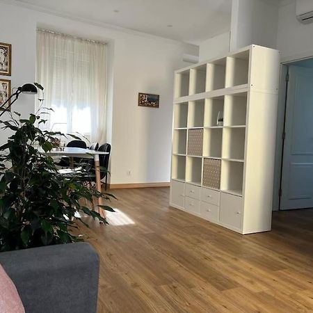 Casa Da Praia Da Poca - Apartamento Lirio Estoril Eksteriør bilde