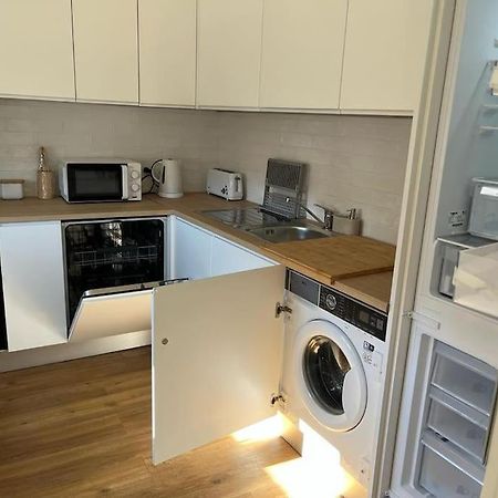 Casa Da Praia Da Poca - Apartamento Lirio Estoril Eksteriør bilde